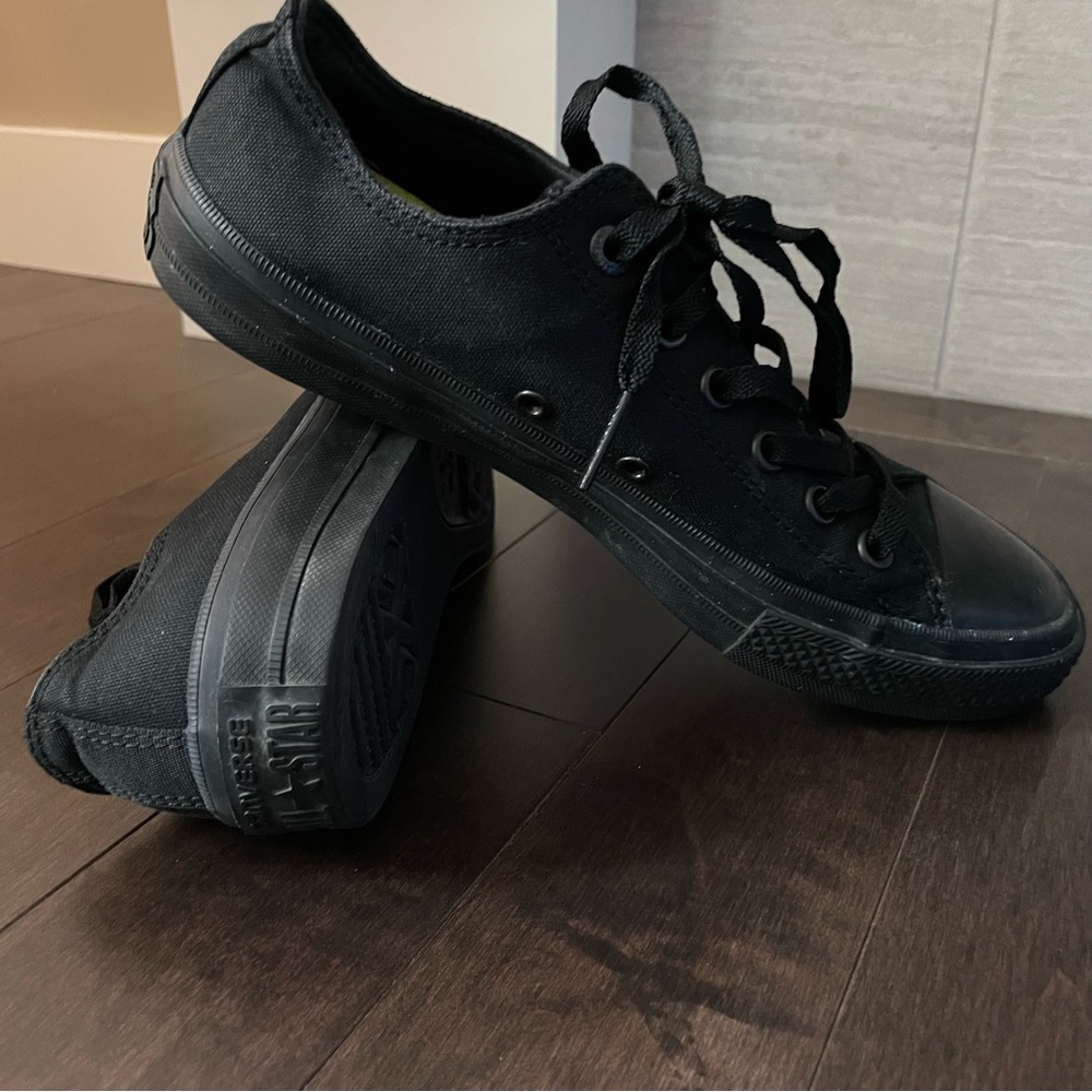 Black Chuck Taylor All Stat Low Top Sneaker Men 7.5 Women 9.5